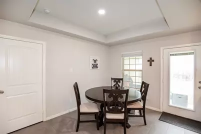 526 N 2nd Street, La Porte, TX 77571 - Photo 15