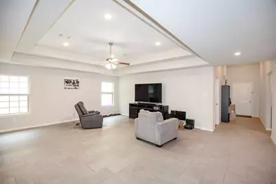 526 N 2nd Street, La Porte, TX 77571 - Photo 7