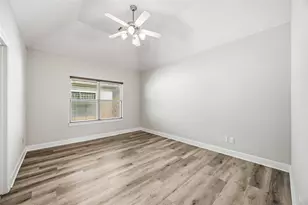 3635 Main Plaza Dr, Houston, TX 77025 - Photo 15