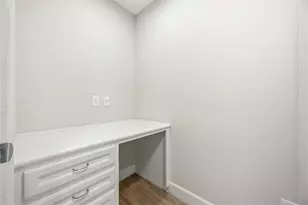 3635 Main Plaza Dr, Houston, TX 77025 - Photo 11