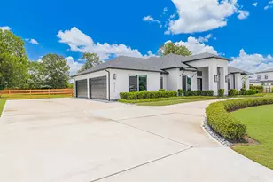 8318 Woods Hollow Trail, Fulshear, TX 77406 - Photo 5