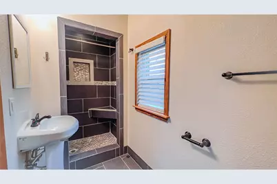 3520 Avenue S 1/2, Galveston, TX 77550 - Photo 31