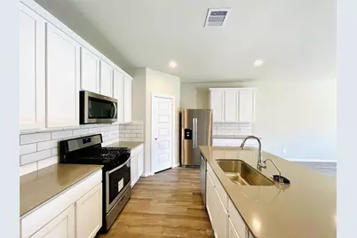 3310 Silverton Drive, Katy, TX 77494 - Photo 13