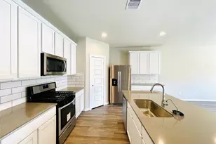 3310 Silverton Dr, Katy, TX 77494 - Photo 13