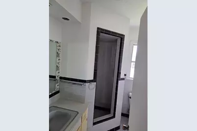 1133 25th Avenue N, Texas City, TX 77590 - Photo 9