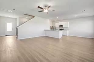 6418 Winter Elm St, Houston, TX 77048 - Photo 3