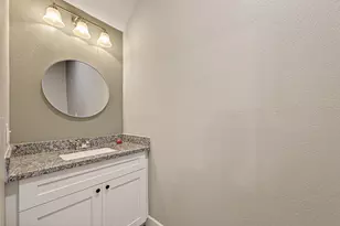 1027 S Wellsford Dr, Pearland, TX 77584 - Photo 11