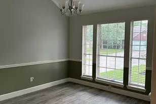 1027 S Wellsford Dr, Pearland, TX 77584 - Photo 9