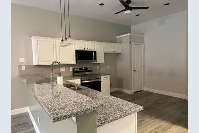 1027 S Wellsford Drive, Pearland, TX 77584 - Photo 5