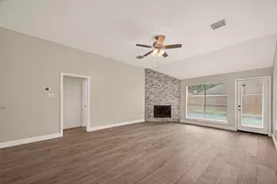1027 S Wellsford Dr, Pearland, TX 77584 - Photo 13