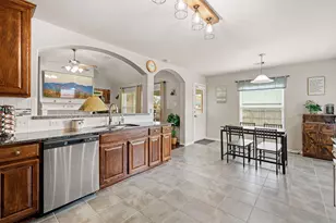195 Midtown Park Dr, Alvin, TX 77511 - Photo 19