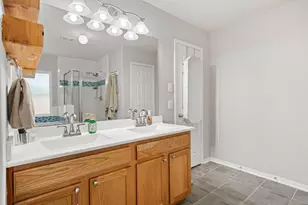195 Midtown Park Dr, Alvin, TX 77511 - Photo 29
