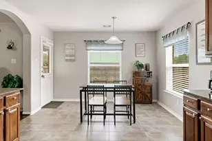 195 Midtown Park Dr, Alvin, TX 77511 - Photo 25