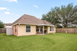 195 Midtown Park Dr, Alvin, TX 77511 - Photo 43