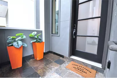 5634 Petty Street #B, Houston, TX 77007 - Photo 3