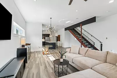 212 Pheasant Street, Houston, TX 77018 - Photo 7