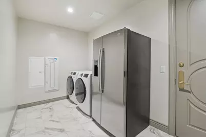 1717 Bissonnet Street #1105, Houston, TX 77005 - Photo 11