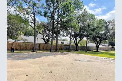 4803 Shadowdale Drive, Houston, TX 77041 - Photo 13