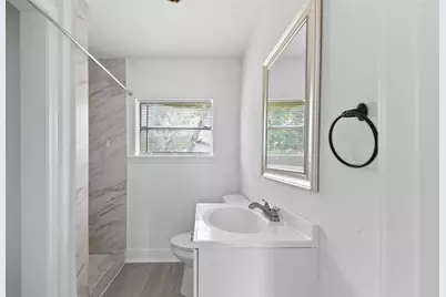 806 East Emily Avenue #5, Wharton, TX 77488 - Photo 7