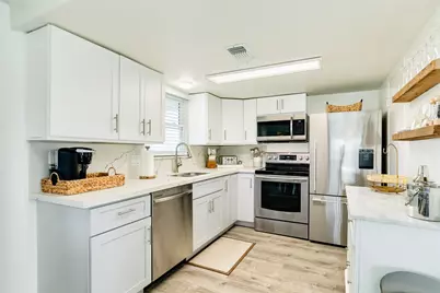 4230 Pirates Drive, Galveston, TX 77554 - Photo 27