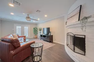 14688 Perthshire Rd, Houston, TX 77079 - Photo 9