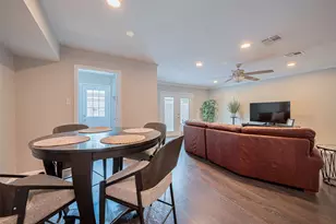 14688 Perthshire Rd, Houston, TX 77079 - Photo 17