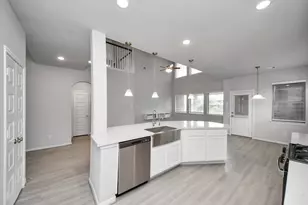 3102 Trishelle Ct, Missouri City, TX 77459 - Photo 5