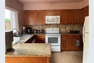 1839 Sherwood Forest Street, Houston, TX 77043 - Photo 9