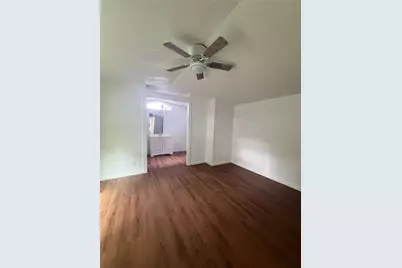 104 Kyle Drive, Huntsville, TX 77320 - Photo 5