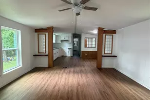 104 Kyle Dr, Huntsville, TX 77320 - Photo 3