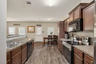24123 Wilde Dr, Magnolia, TX 77355 - Photo 19