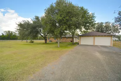 12021 Fm 1994 Road, Guy, TX 77444 - Photo 17