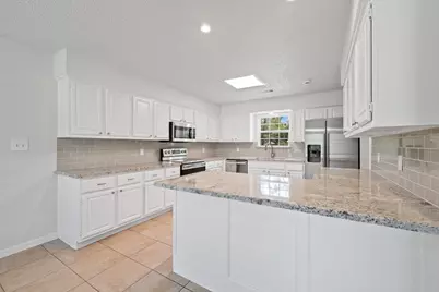 28081 Ivy Oaks Lane, Splendora, TX 77372 - Photo 9