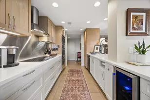 49 Briar Hollow Ln, Houston, TX 77027 - Photo 13