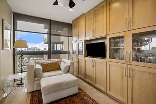 49 Briar Hollow Ln, Houston, TX 77027 - Photo 15