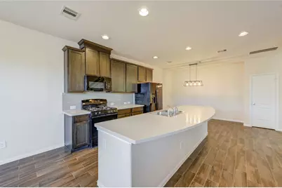 8335 Hawthorn Valley Lane, Houston, TX 77095 - Photo 9