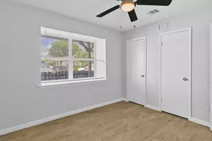 1665 Northwood St, Houston, TX 77009 - Photo 9