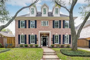 2925 Nottingham St, West University Place, TX 77005 - Photo 1