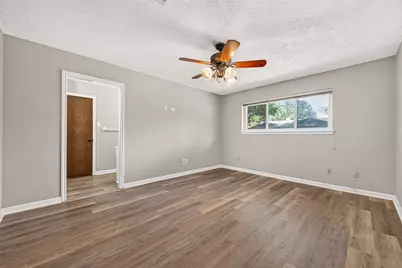 11710 N Petersham Drive, Houston, TX 77031 - Photo 29
