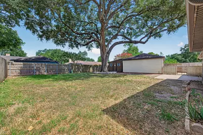 11710 N Petersham Drive, Houston, TX 77031 - Photo 45