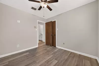 11710 N Petersham Drive, Houston, TX 77031 - Photo 35