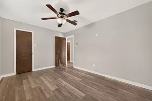 11710 N Petersham Dr, Houston, TX 77031 - Photo 39