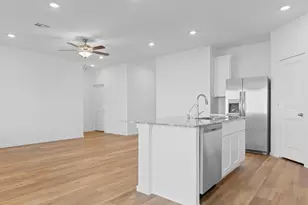 9123 Serene Hvn Dr, Iowa Colony, TX 77583 - Photo 5