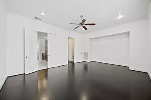 1104 Thompson St, Houston, TX 77007 - Photo 9