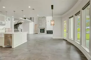 2215 Pleasant Hill Dr, Friendswood, TX 77546 - Photo 15
