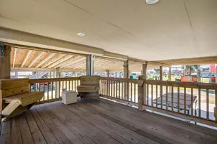 1763 Croaker Ln, Crystal Beach, TX 77650 - Photo 33