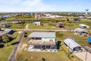 1763 Croaker Ln, Crystal Beach, TX 77650 - Photo 7