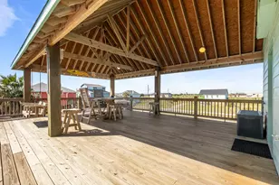 1763 Croaker Ln, Crystal Beach, TX 77650 - Photo 31