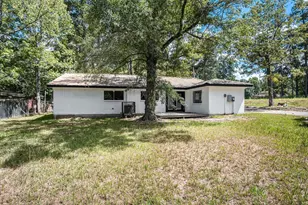 1702 Athens Dr, New Caney, TX 77357 - Photo 1