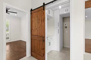 1518 Honeysuckle Ln, Sugar Land, TX 77479 - Photo 21